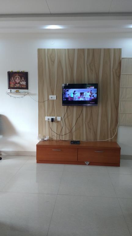 Hitech Shilparamam Guest House Haïdarabad Extérieur photo